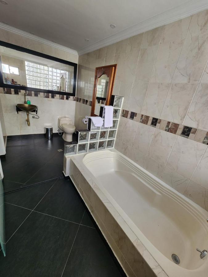 Hotel Boutique Deluxe Home Medellín Dış mekan fotoğraf